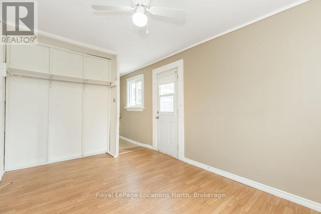 221 SPRUCE STREET Image 19
