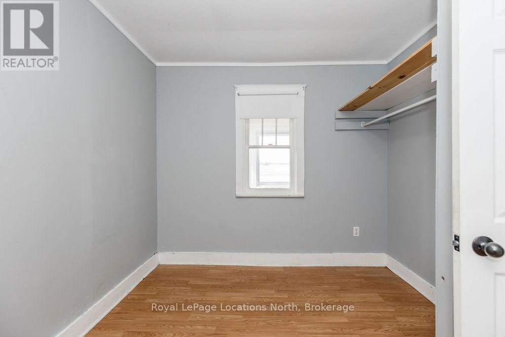 221 SPRUCE STREET Image 9