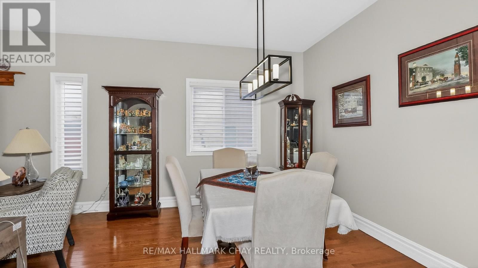 205 COUNTRY LANE Image 11