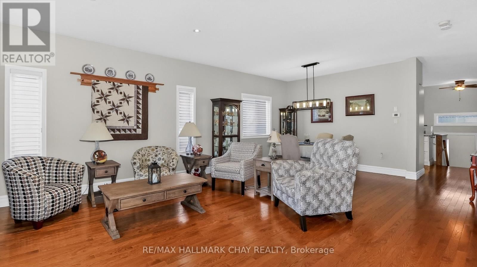 205 COUNTRY LANE Image 14