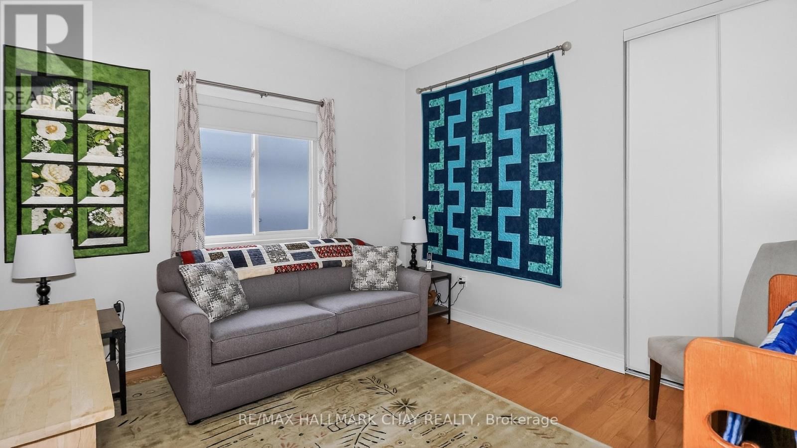 205 COUNTRY LANE Image 23