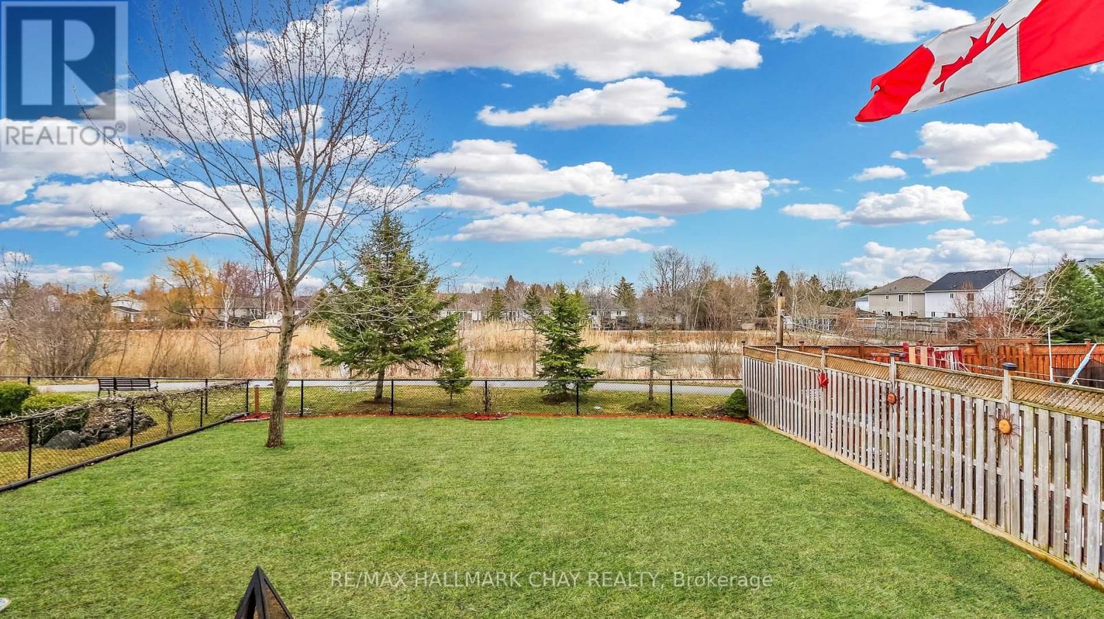 205 COUNTRY LANE Image 36