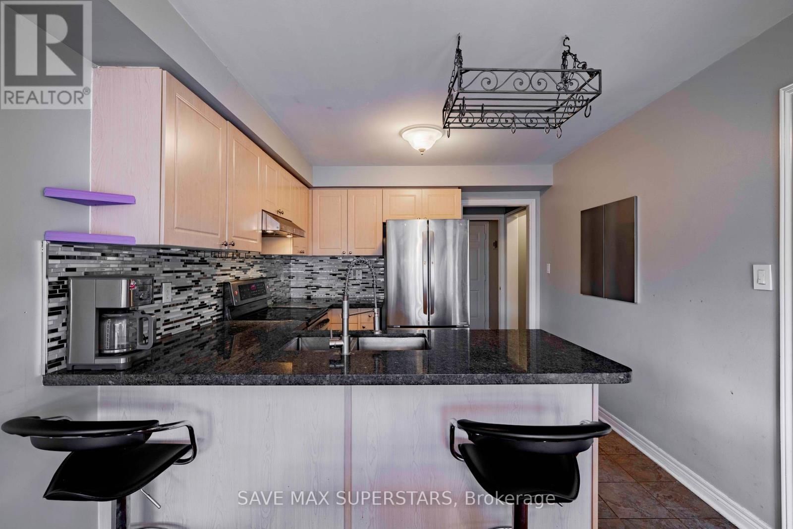 63 GORE DRIVE Image 12