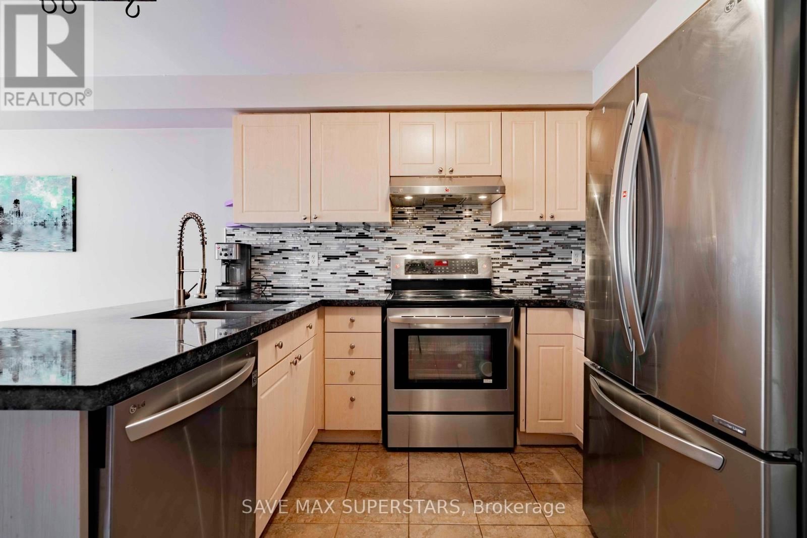 63 GORE DRIVE Image 13