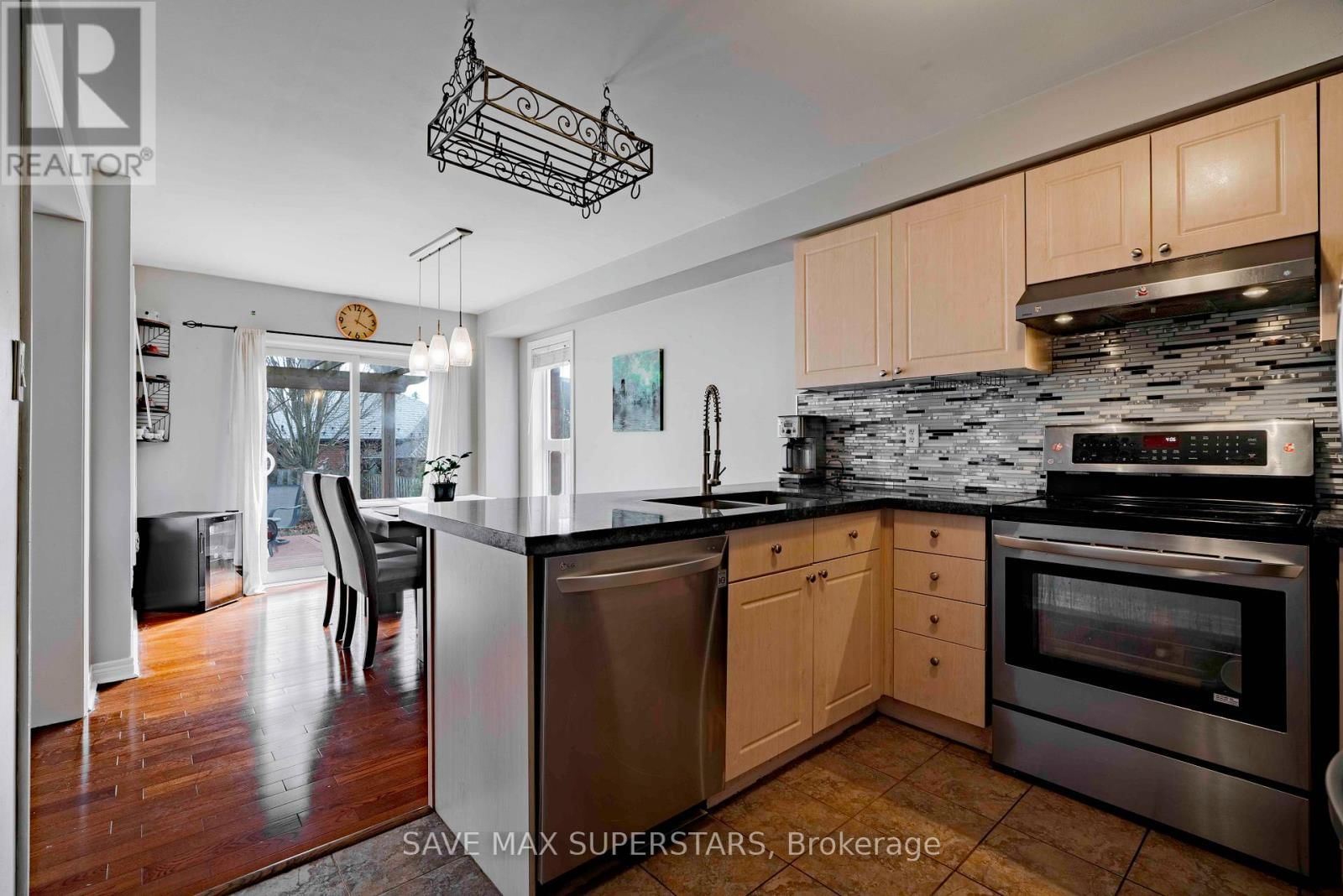 63 GORE DRIVE Image 14