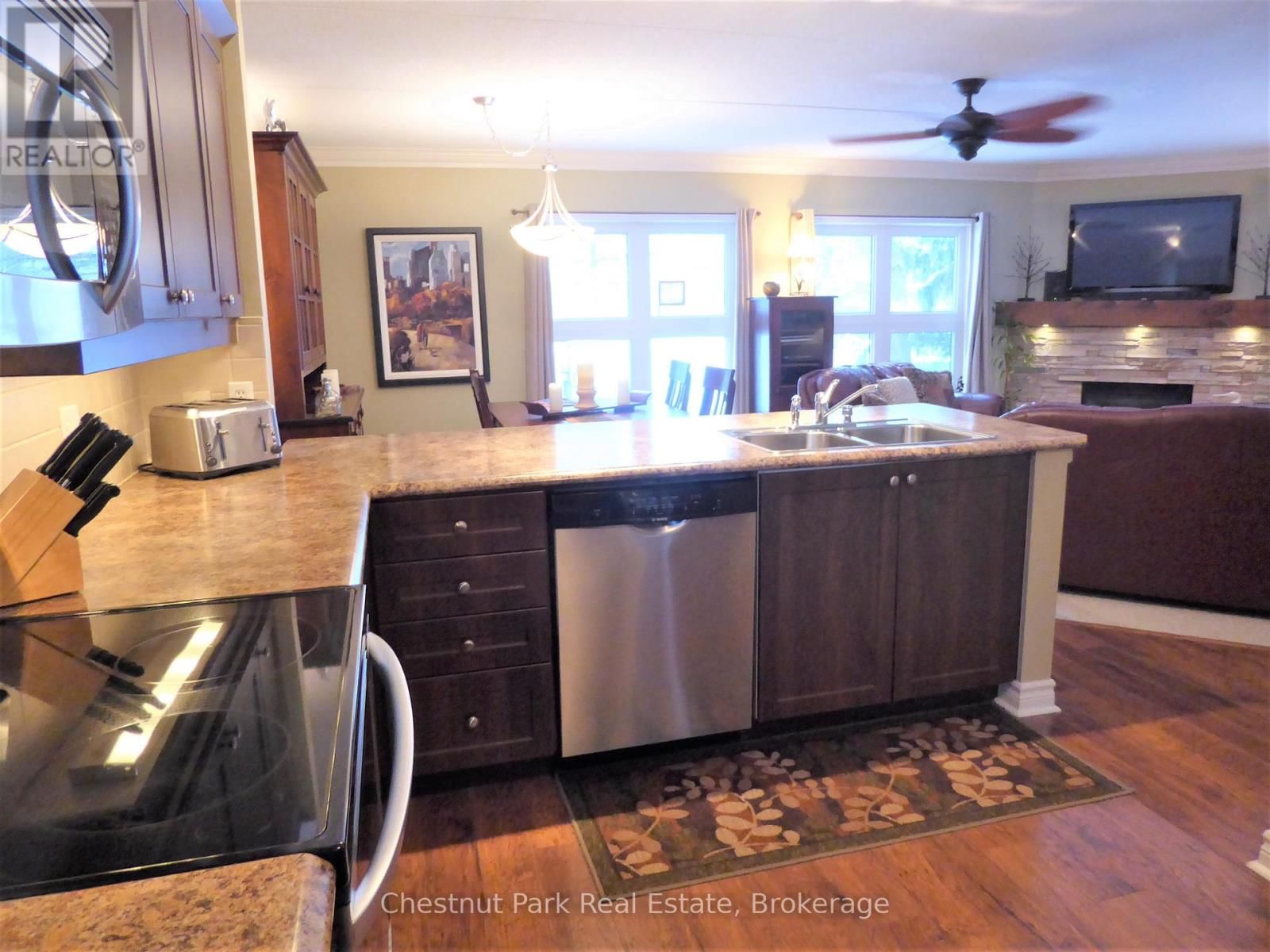 906 CEDAR POINTE COURT Image 10