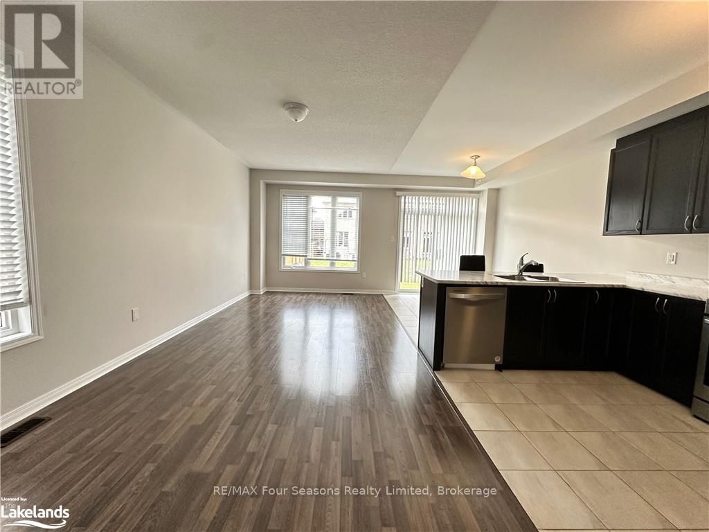 7 BAILEY STREET Image 12