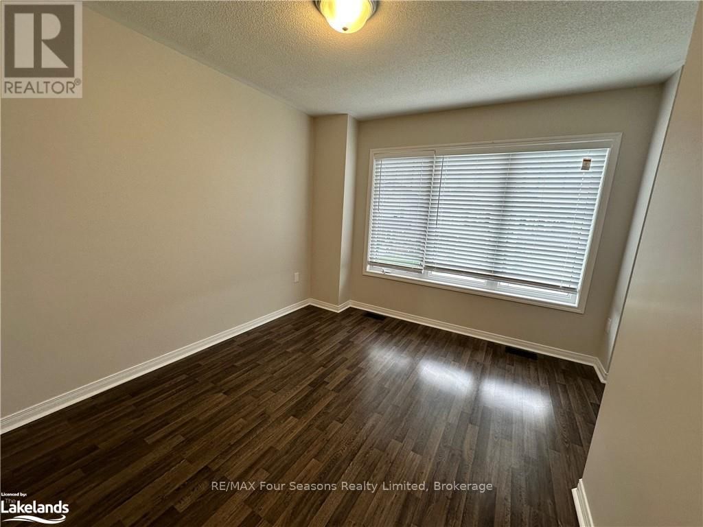 7 BAILEY STREET Image 13