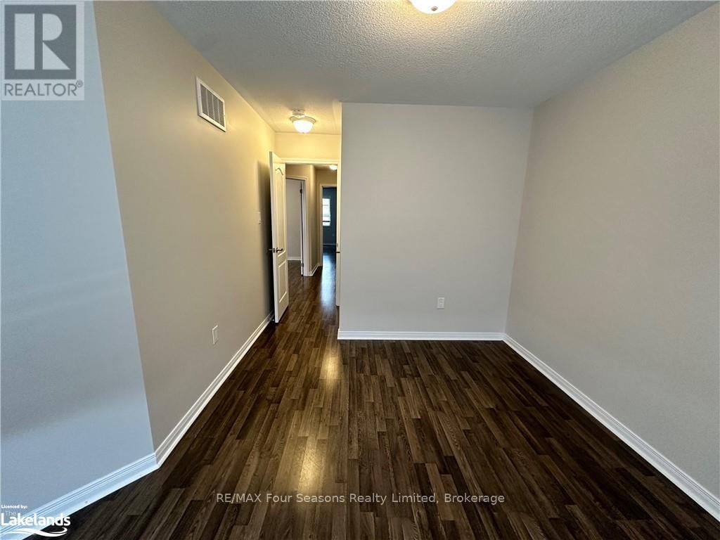 7 BAILEY STREET Image 14