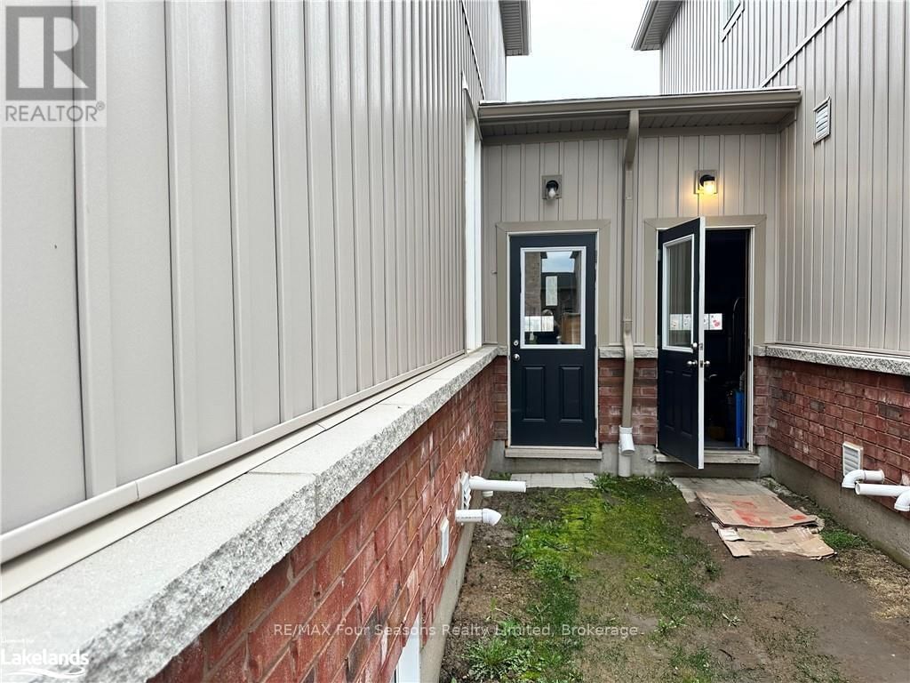 7 BAILEY STREET Image 33