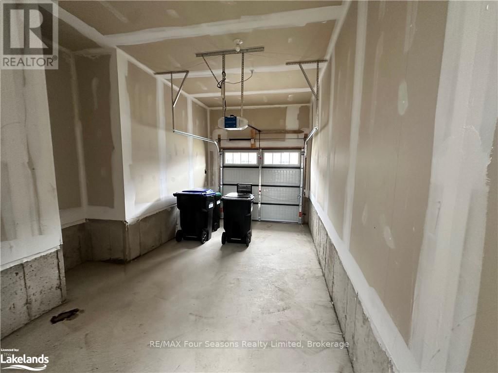 7 BAILEY STREET Image 34