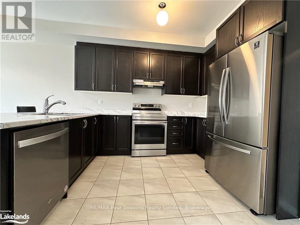 7 BAILEY STREET Image 8