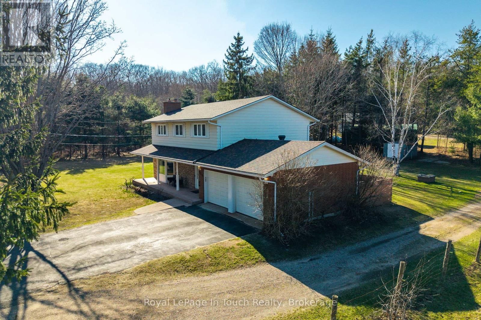 756 CHAMPLAIN ROAD Image 14