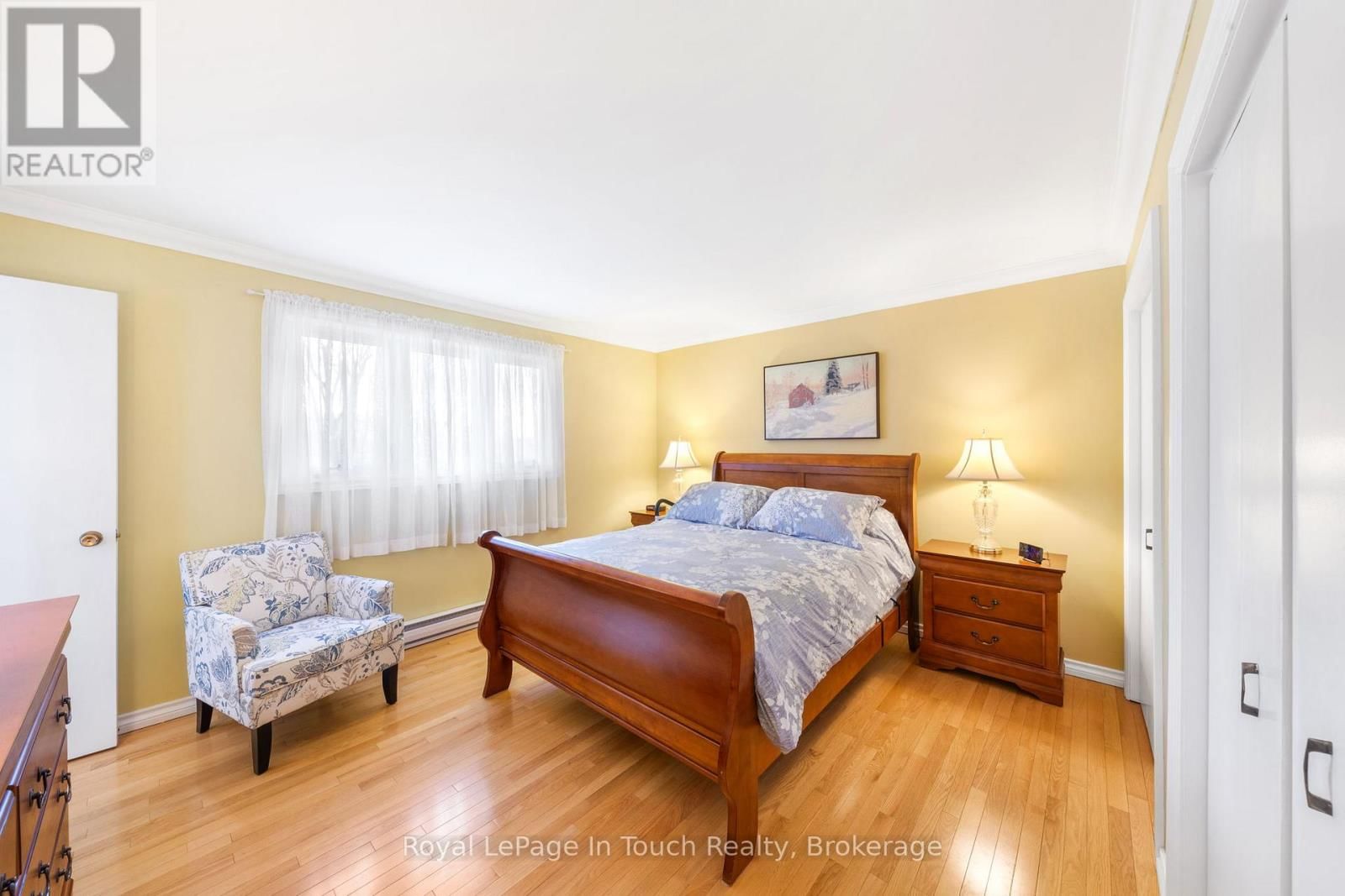 756 CHAMPLAIN ROAD Image 30