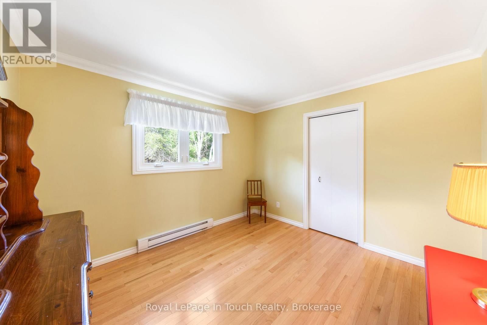 756 CHAMPLAIN ROAD Image 37