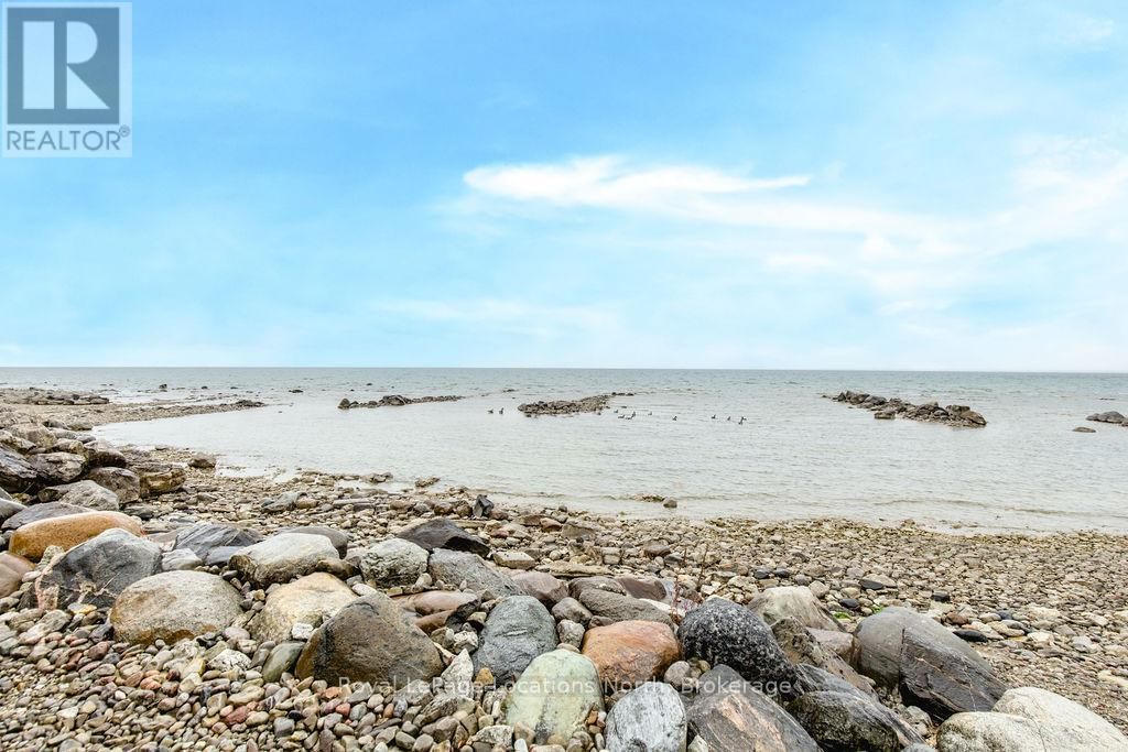 46 WILLIAM AVENUE Image 27