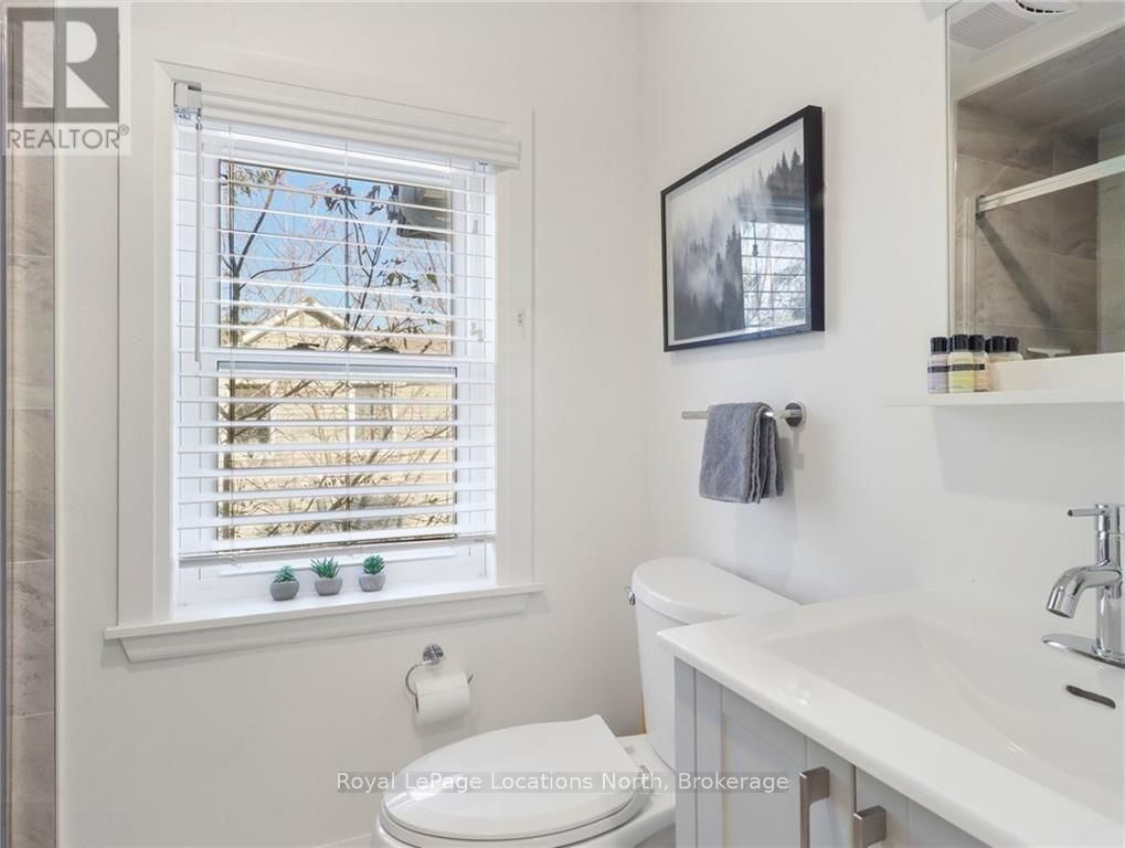 363 & 361 CEDAR STREET Image 36