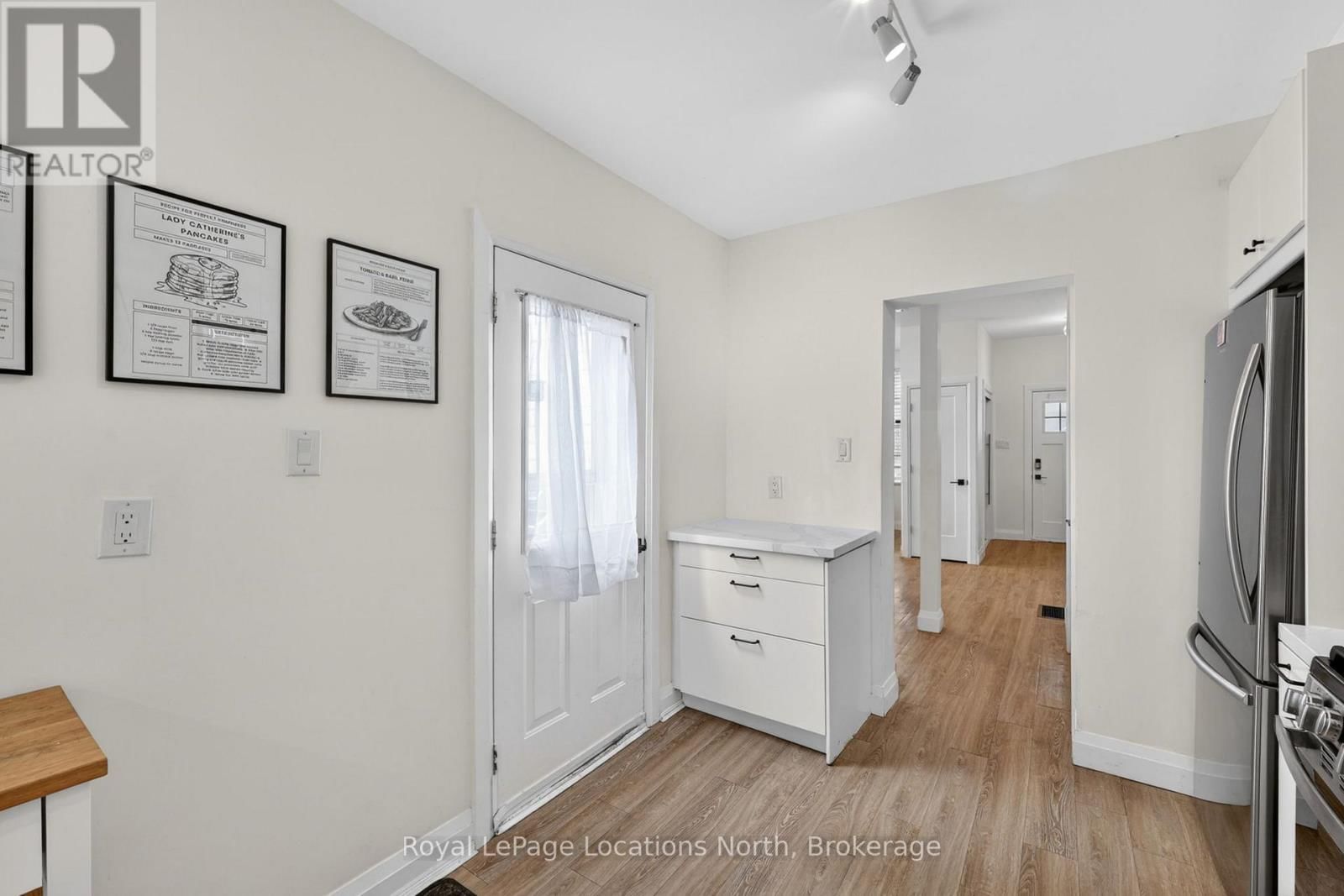 363-361 CEDAR STREET Image 12