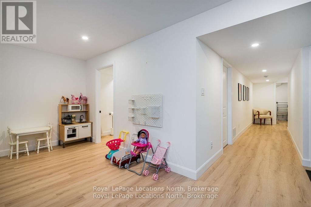 53 BARR STREET Image 26