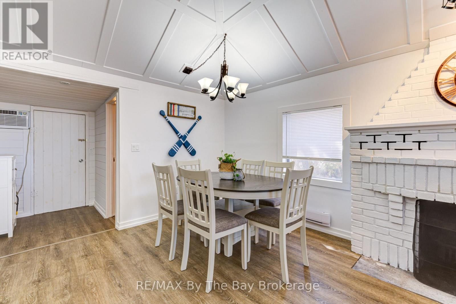 278 COASTLINE DRIVE Image 10