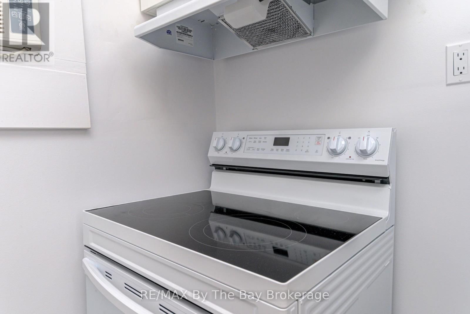 278 COASTLINE DRIVE Image 14