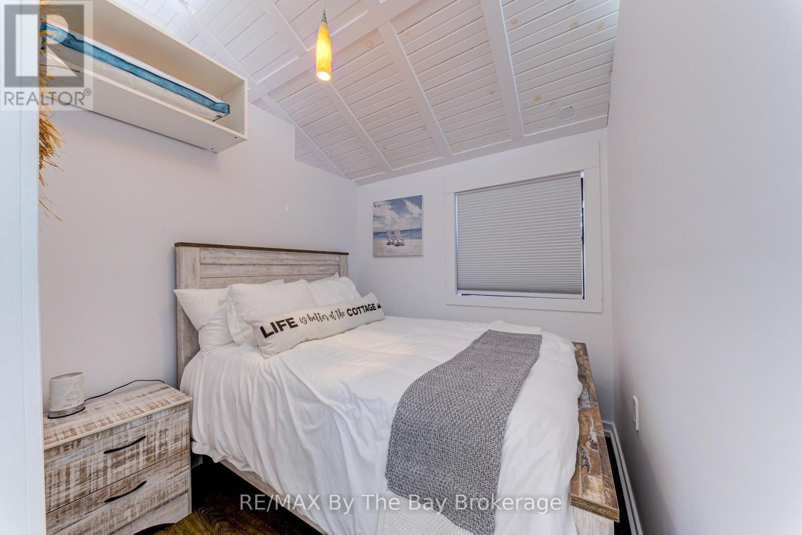 278 COASTLINE DRIVE Image 15