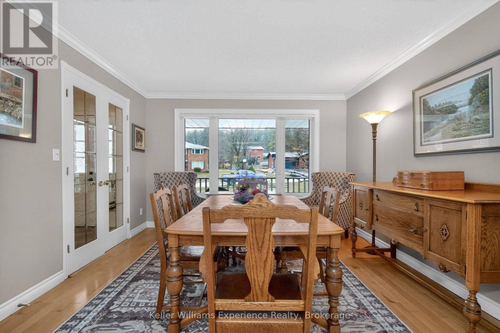 27 ROSEWOOD AVENUE Image 11