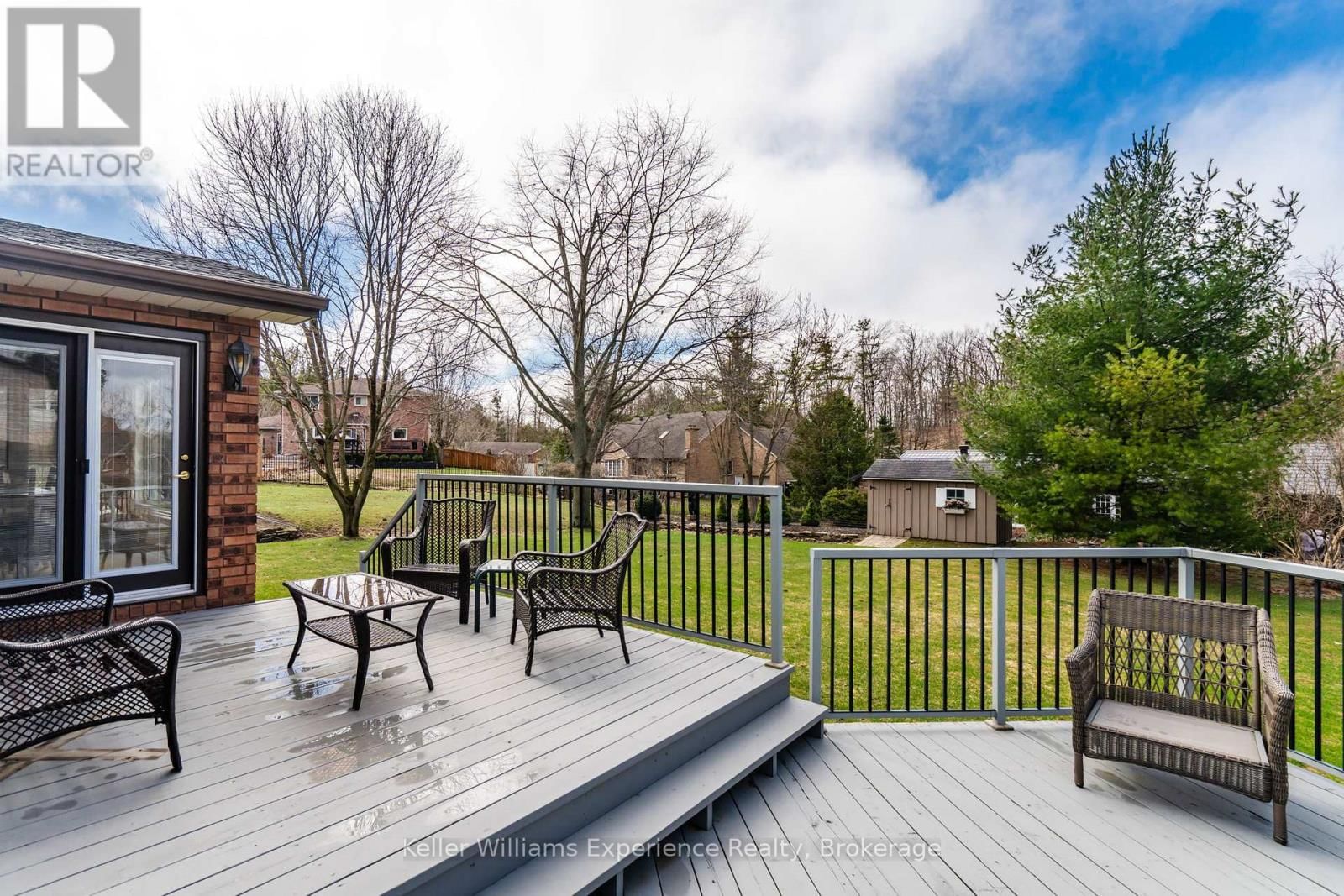 27 ROSEWOOD AVENUE Image 38