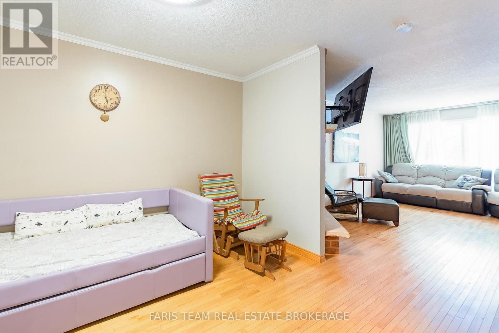 51 BECK BOULEVARD Image 12