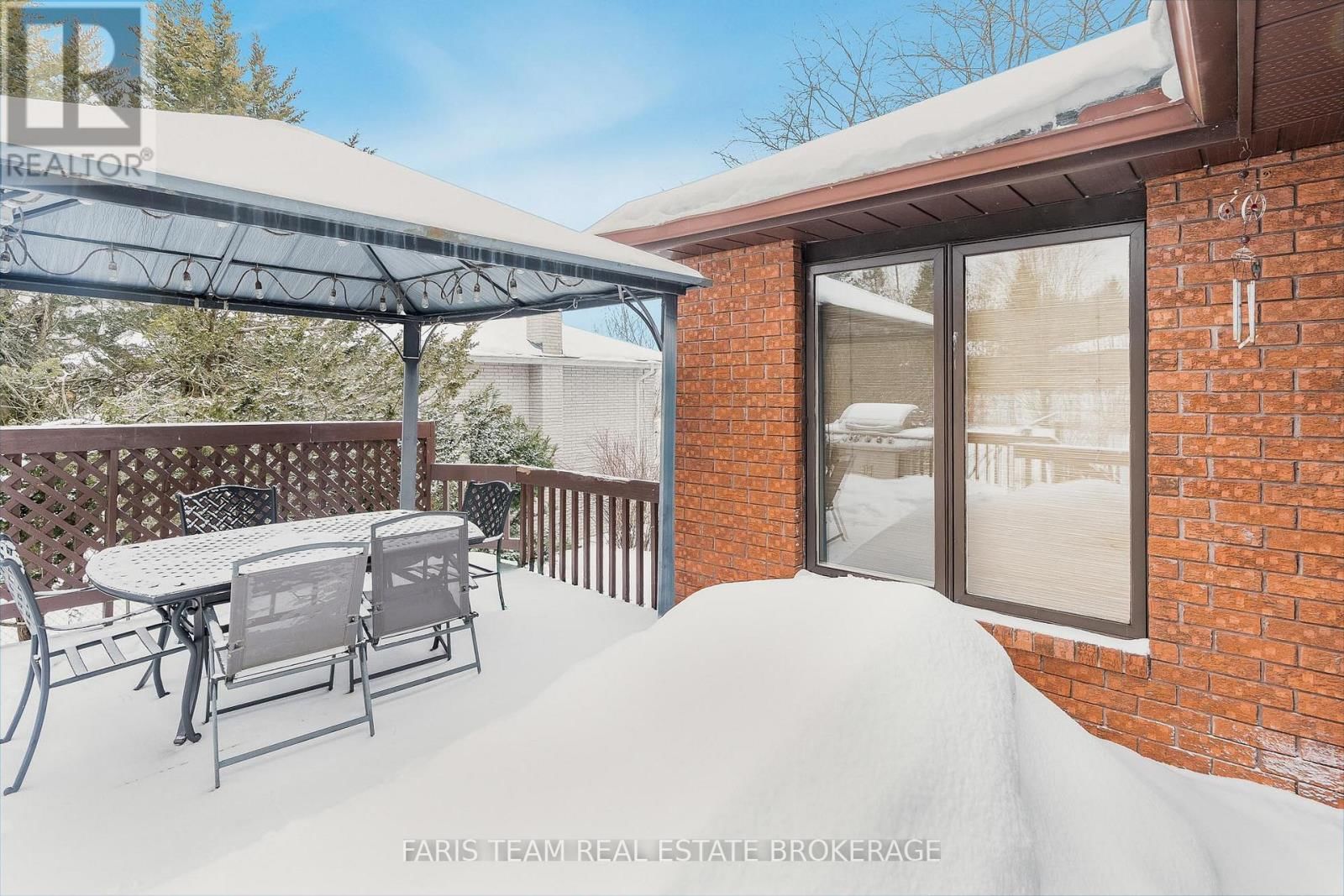 51 BECK BOULEVARD Image 22