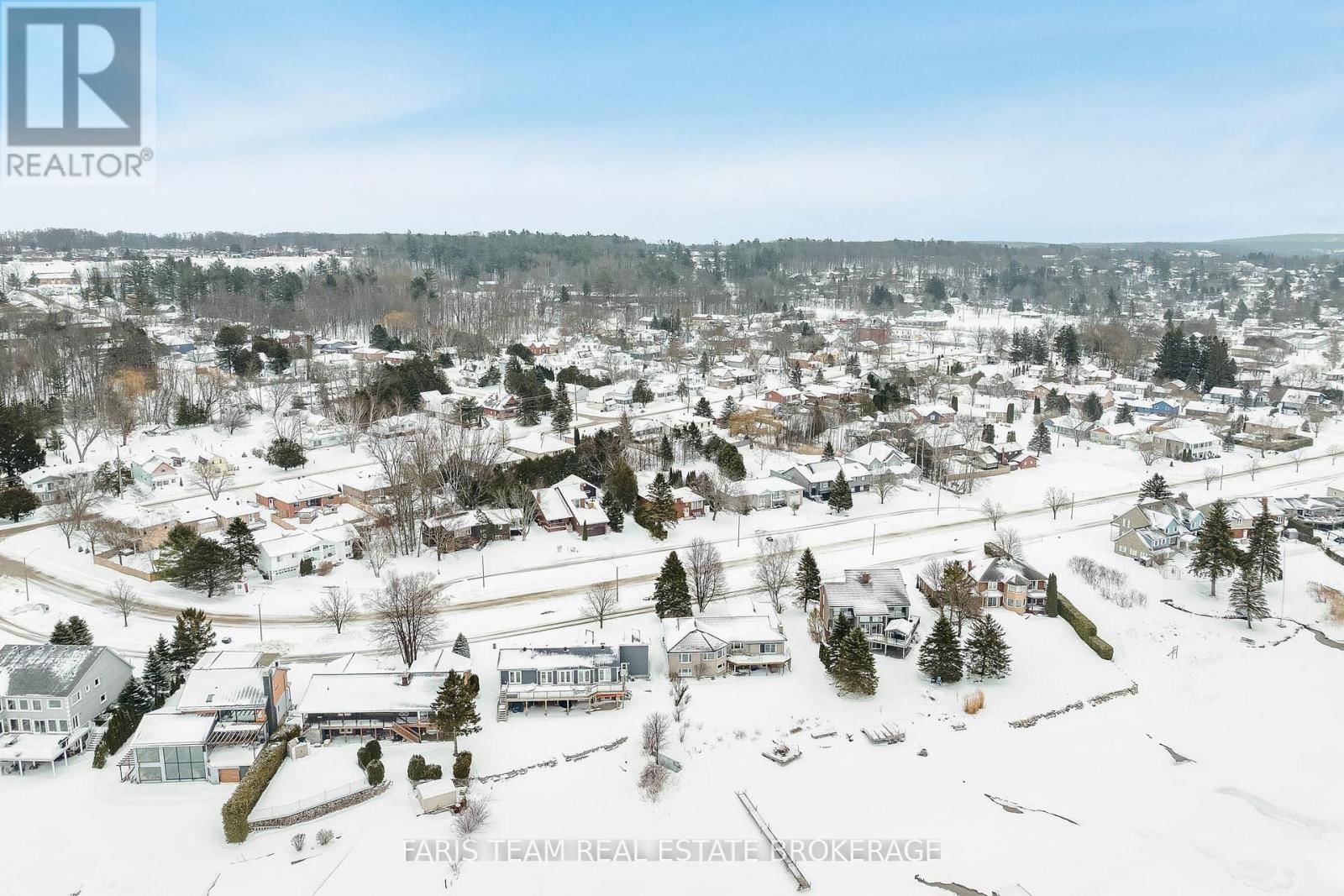 51 BECK BOULEVARD Image 30