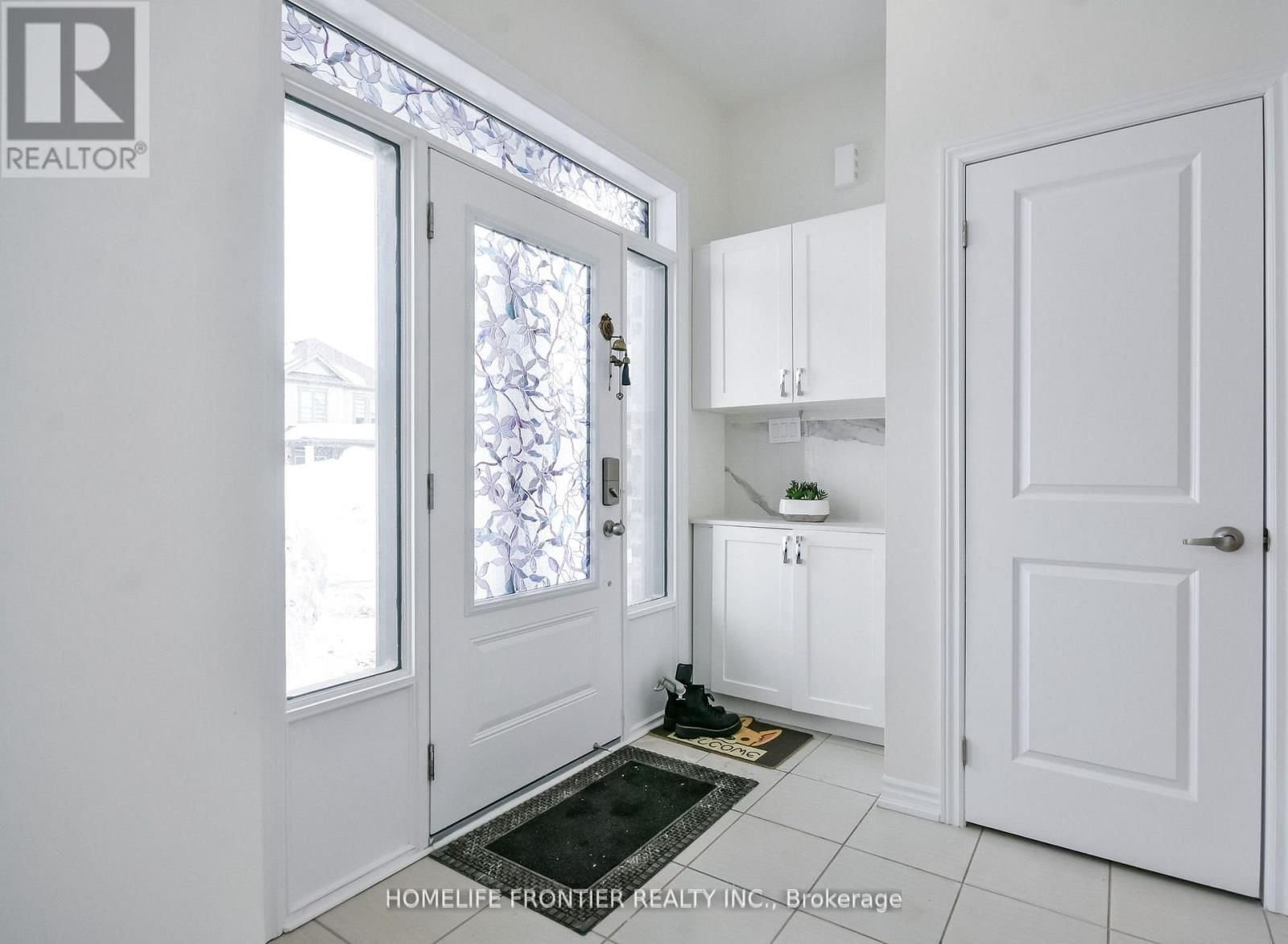 27 BANNISTER ROAD SOUTHEAST Image 16