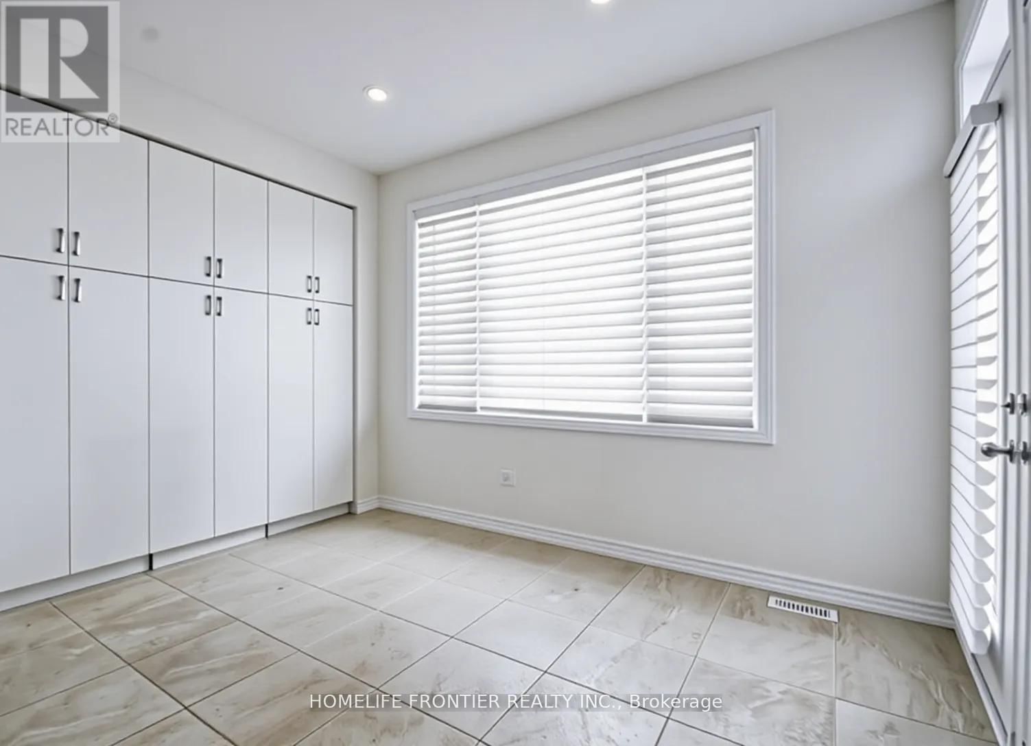 27 BANNISTER ROAD SOUTHEAST Image 5