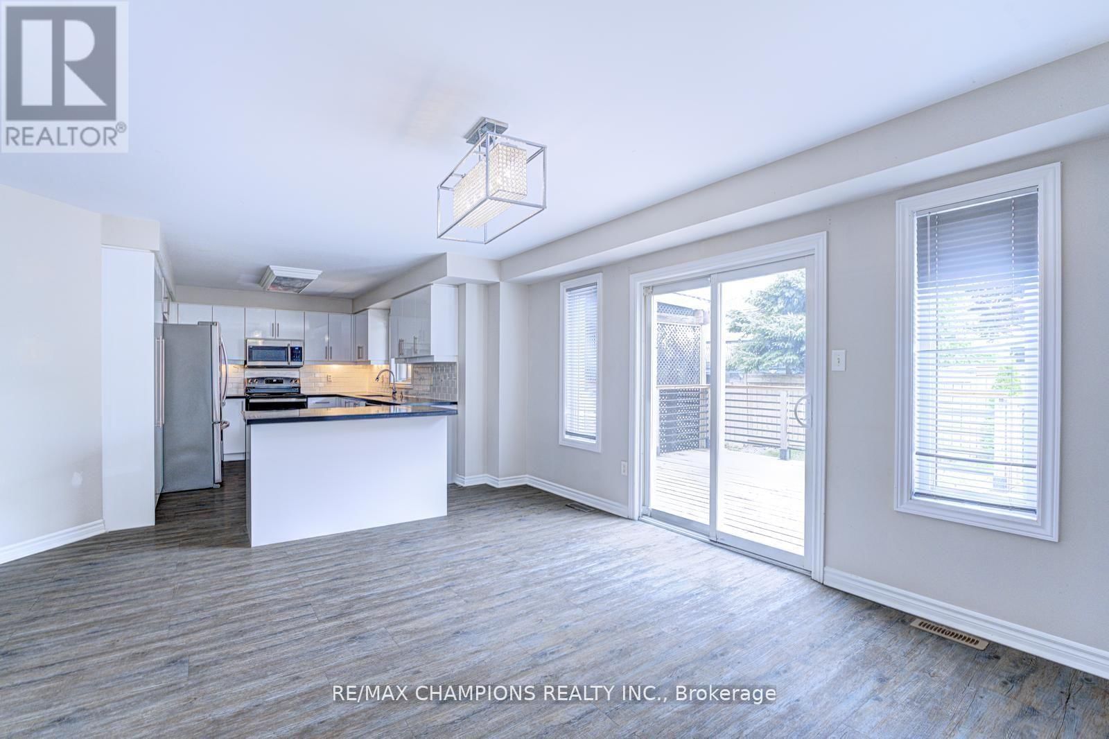 20 BELL STREET Image 15