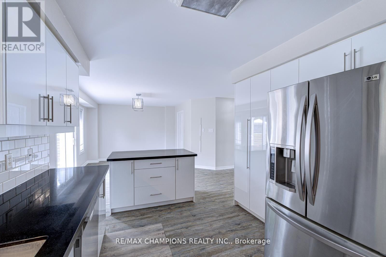 20 BELL STREET Image 19