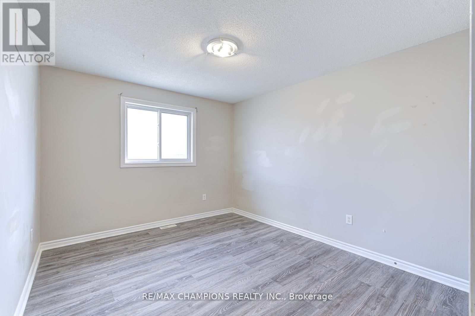 20 BELL STREET Image 33