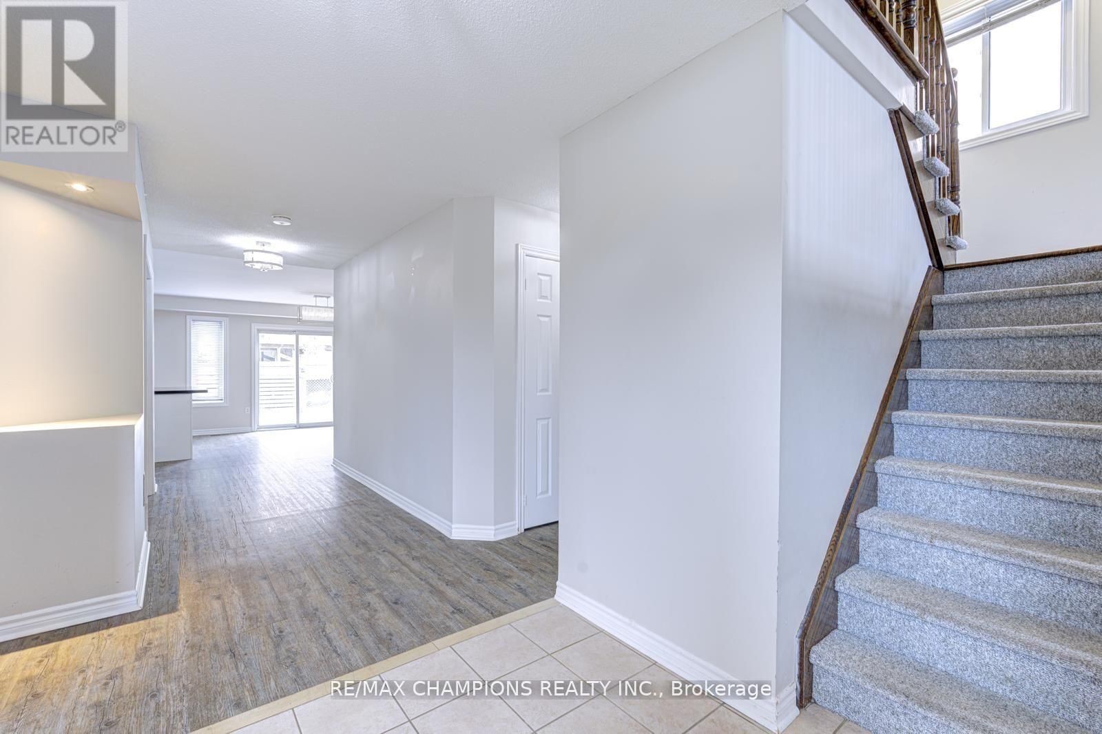 20 BELL STREET Image 4