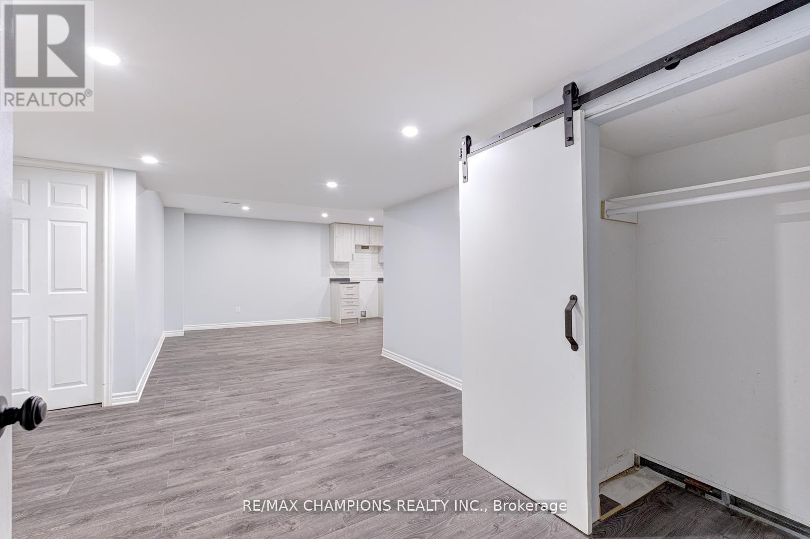 20 BELL STREET Image 41