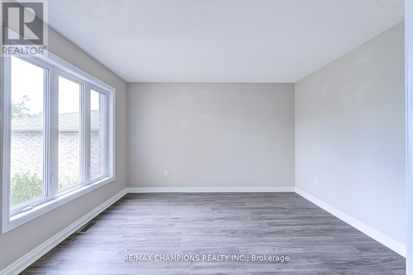 20 BELL STREET Image 5