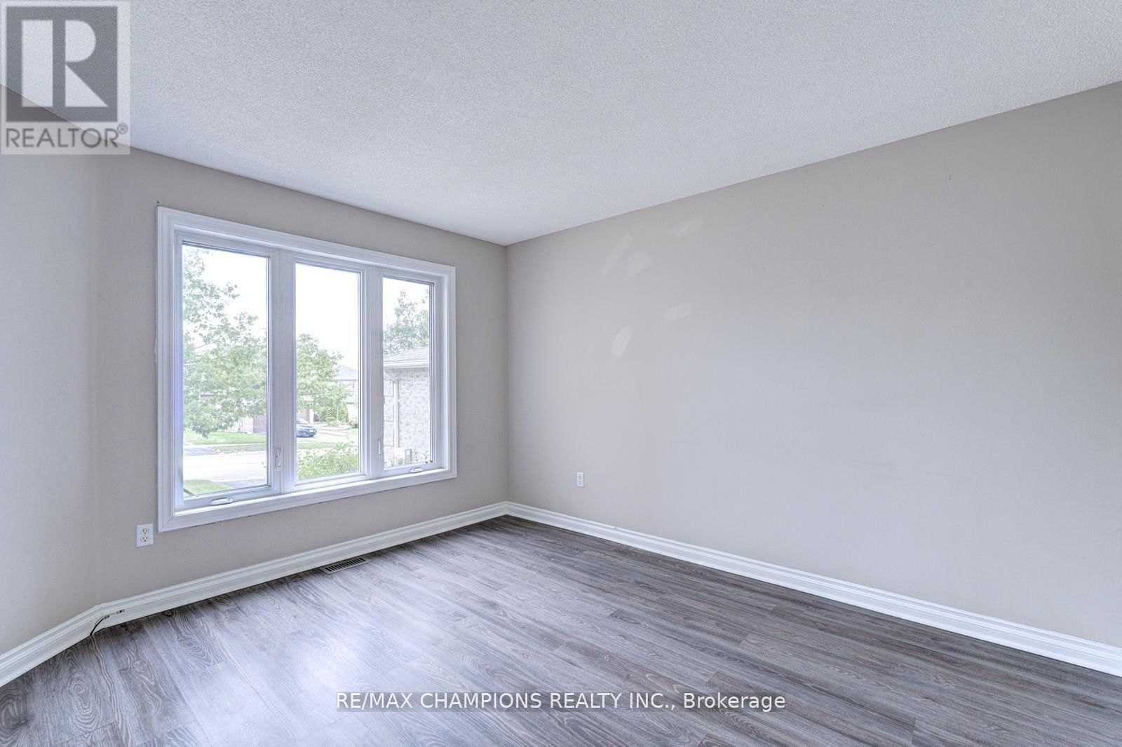 20 BELL STREET Image 6