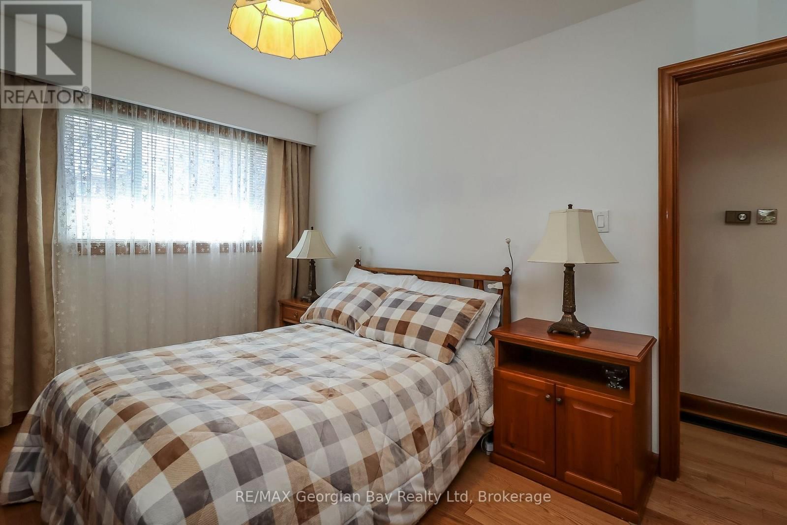 287 JOHN STREET Image 13