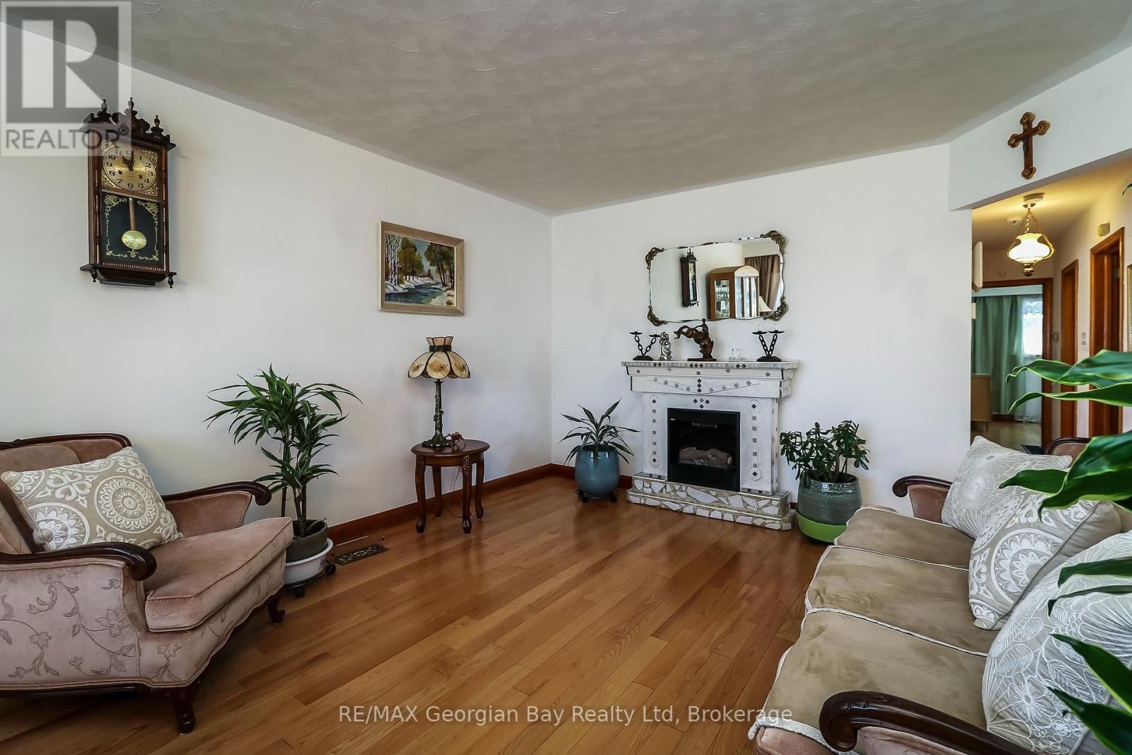 287 JOHN STREET Image 7