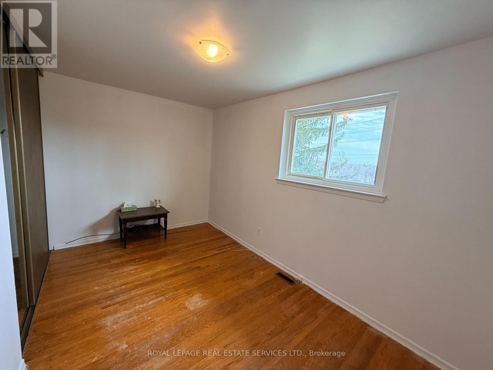 31 DAPHNE CRESCENT Image 10