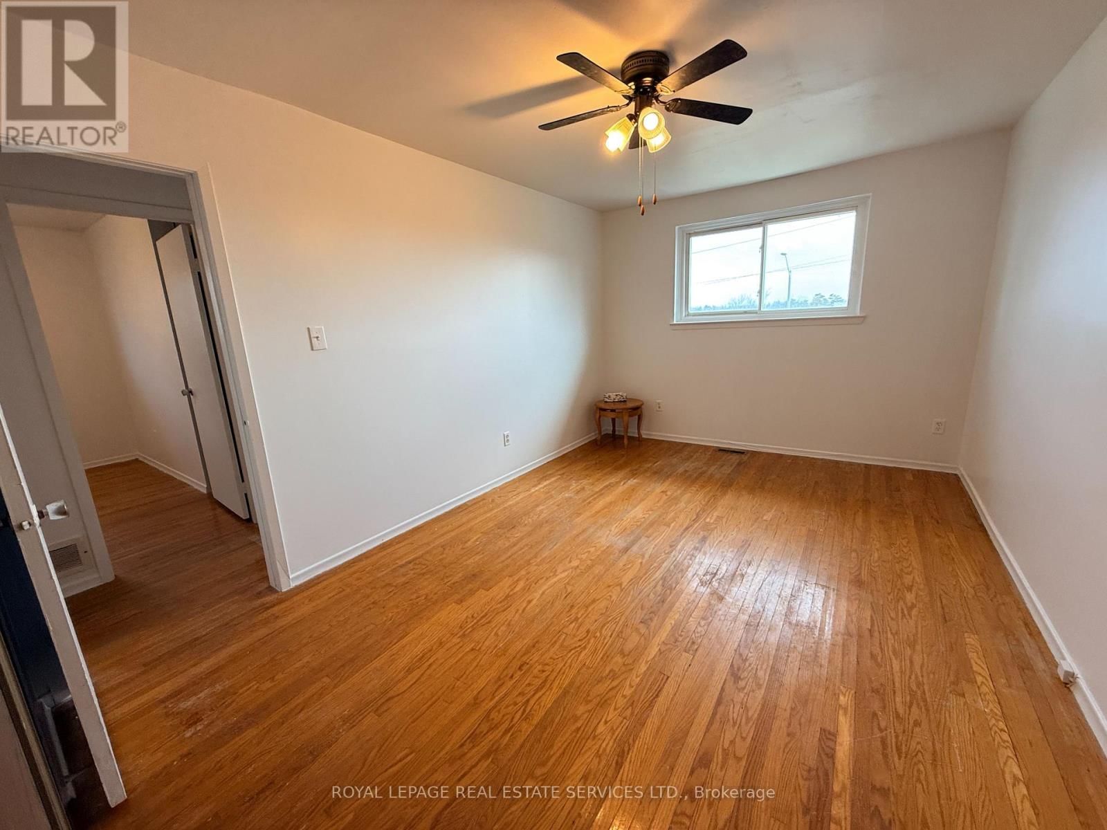 31 DAPHNE CRESCENT Image 12