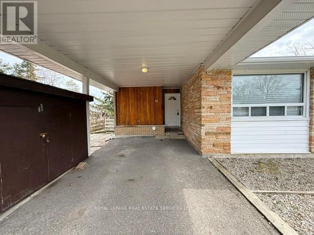 31 DAPHNE CRESCENT Image 3