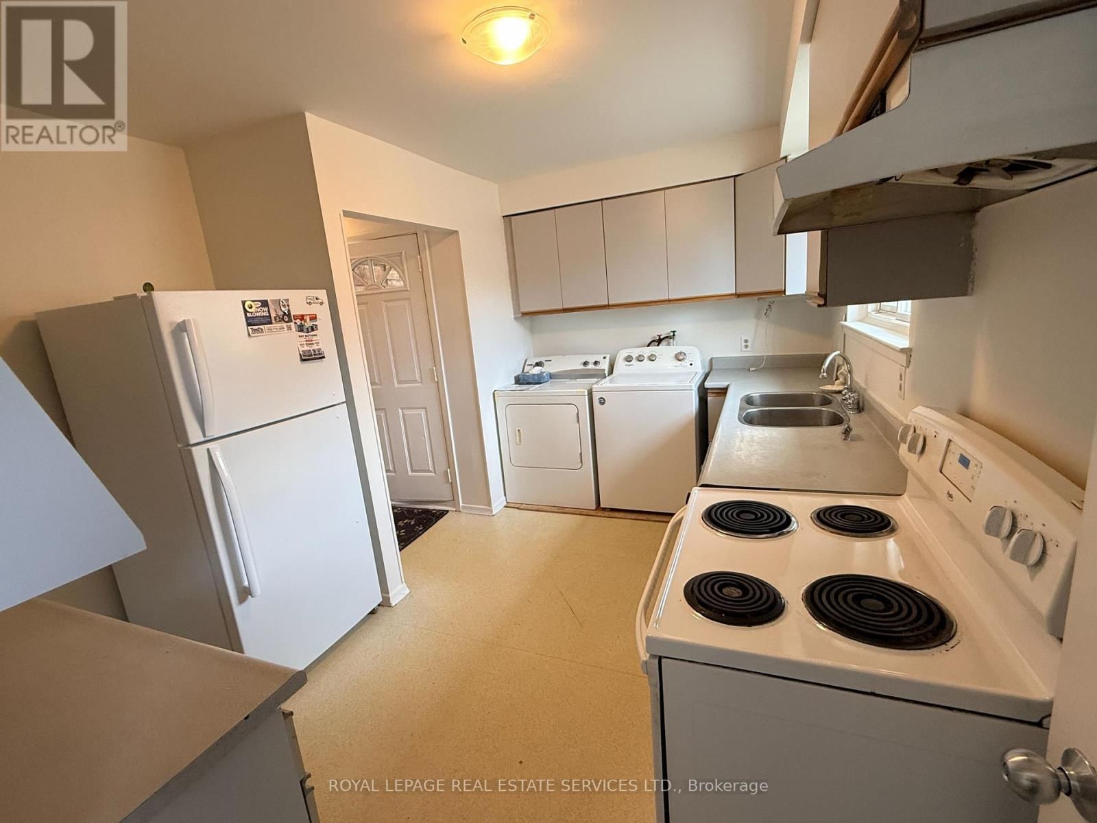 31 DAPHNE CRESCENT Image 7