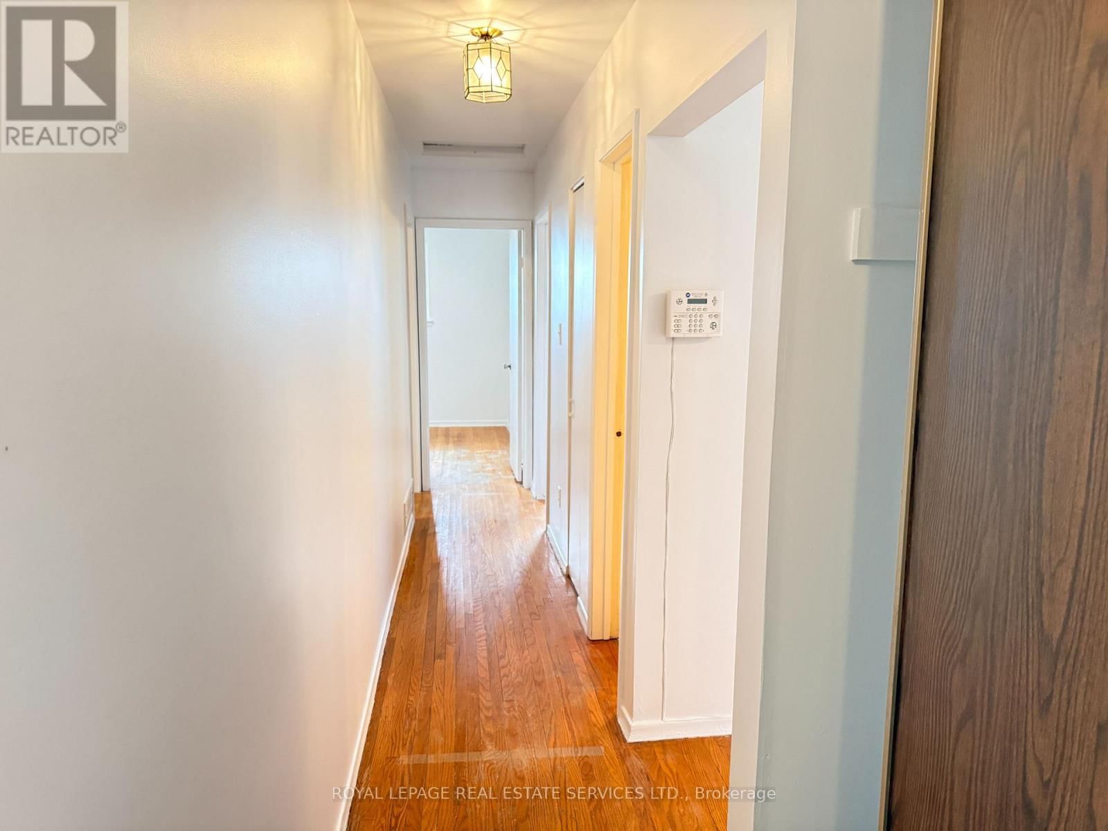 31 DAPHNE CRESCENT Image 8