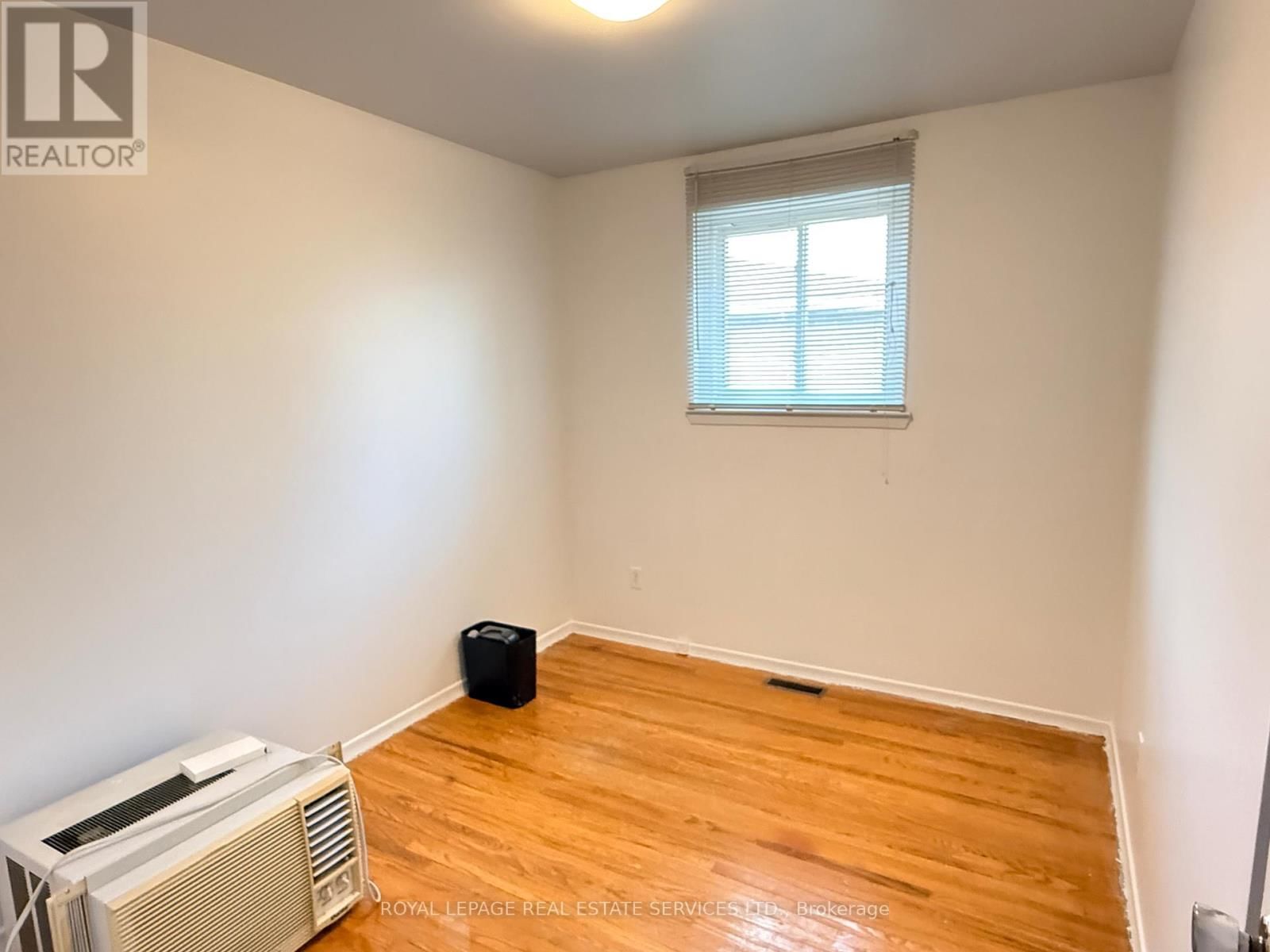 31 DAPHNE CRESCENT Image 9