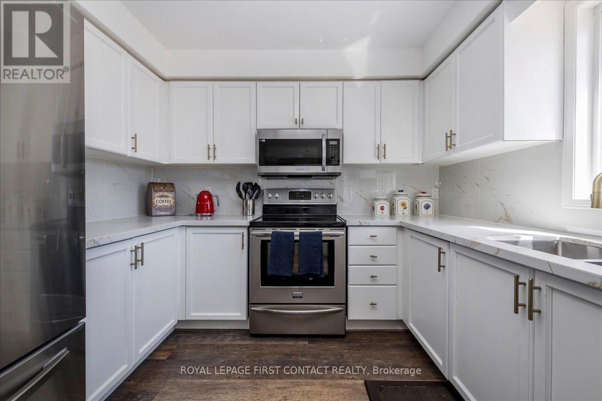 83 VIOLET STREET Image 9