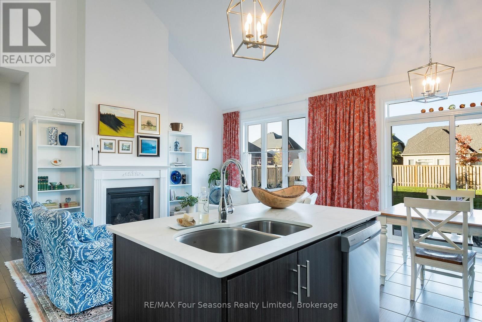 32 DEY DRIVE Image 15